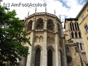 [P48] Catedrala Saint Jean vazuta dinspre Saône » foto by Radu Tudoran
 - 
<span class="allrVoted glyphicon glyphicon-heart hidden" id="av762686"></span>
<a class="m-l-10 hidden" id="sv762686" onclick="voting_Foto_DelVot(,762686,9297)" role="button">șterge vot <span class="glyphicon glyphicon-remove"></span></a>
<a id="v9762686" class=" c-red"  onclick="voting_Foto_SetVot(762686)" role="button"><span class="glyphicon glyphicon-heart-empty"></span> <b>LIKE</b> = Votează poza</a> <img class="hidden"  id="f762686W9" src="/imagini/loader.gif" border="0" /><span class="AjErrMes hidden" id="e762686ErM"></span>