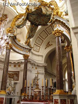 [P34] Baldachinul din biserica Saint Bruno » foto by Radu Tudoran
 - 
<span class="allrVoted glyphicon glyphicon-heart hidden" id="av763178"></span>
<a class="m-l-10 hidden" id="sv763178" onclick="voting_Foto_DelVot(,763178,9297)" role="button">șterge vot <span class="glyphicon glyphicon-remove"></span></a>
<a id="v9763178" class=" c-red"  onclick="voting_Foto_SetVot(763178)" role="button"><span class="glyphicon glyphicon-heart-empty"></span> <b>LIKE</b> = Votează poza</a> <img class="hidden"  id="f763178W9" src="/imagini/loader.gif" border="0" /><span class="AjErrMes hidden" id="e763178ErM"></span>