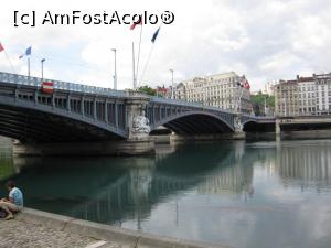 [P01] Unul din frumoasele poduri ce trec peste Rhone » foto by simplegirl
 - 
<span class="allrVoted glyphicon glyphicon-heart hidden" id="av761893"></span>
<a class="m-l-10 hidden" id="sv761893" onclick="voting_Foto_DelVot(,761893,9297)" role="button">șterge vot <span class="glyphicon glyphicon-remove"></span></a>
<a id="v9761893" class=" c-red"  onclick="voting_Foto_SetVot(761893)" role="button"><span class="glyphicon glyphicon-heart-empty"></span> <b>LIKE</b> = Votează poza</a> <img class="hidden"  id="f761893W9" src="/imagini/loader.gif" border="0" /><span class="AjErrMes hidden" id="e761893ErM"></span>