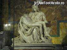 [P27] “Pieta” – minunea minunilor- opera a lui Michelangelo. Basilica San Pietro, Vatican » foto by vlado2
 - 
<span class="allrVoted glyphicon glyphicon-heart hidden" id="av483297"></span>
<a class="m-l-10 hidden" id="sv483297" onclick="voting_Foto_DelVot(,483297,9312)" role="button">șterge vot <span class="glyphicon glyphicon-remove"></span></a>
<a id="v9483297" class=" c-red"  onclick="voting_Foto_SetVot(483297)" role="button"><span class="glyphicon glyphicon-heart-empty"></span> <b>LIKE</b> = Votează poza</a> <img class="hidden"  id="f483297W9" src="/imagini/loader.gif" border="0" /><span class="AjErrMes hidden" id="e483297ErM"></span>