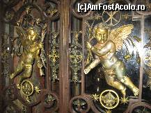 [P72] Basilica San Pietro, Vatican » foto by vlado2
 - 
<span class="allrVoted glyphicon glyphicon-heart hidden" id="av483468"></span>
<a class="m-l-10 hidden" id="sv483468" onclick="voting_Foto_DelVot(,483468,9312)" role="button">șterge vot <span class="glyphicon glyphicon-remove"></span></a>
<a id="v9483468" class=" c-red"  onclick="voting_Foto_SetVot(483468)" role="button"><span class="glyphicon glyphicon-heart-empty"></span> <b>LIKE</b> = Votează poza</a> <img class="hidden"  id="f483468W9" src="/imagini/loader.gif" border="0" /><span class="AjErrMes hidden" id="e483468ErM"></span>