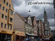 [P03] Strada in Augsburg » foto by cryss27
 - 
<span class="allrVoted glyphicon glyphicon-heart hidden" id="av288762"></span>
<a class="m-l-10 hidden" id="sv288762" onclick="voting_Foto_DelVot(,288762,9315)" role="button">șterge vot <span class="glyphicon glyphicon-remove"></span></a>
<a id="v9288762" class=" c-red"  onclick="voting_Foto_SetVot(288762)" role="button"><span class="glyphicon glyphicon-heart-empty"></span> <b>LIKE</b> = Votează poza</a> <img class="hidden"  id="f288762W9" src="/imagini/loader.gif" border="0" /><span class="AjErrMes hidden" id="e288762ErM"></span>
