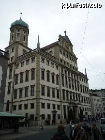 [P20] Augsburg - Rathaus / primăria. » foto by Dragoș_MD
 - 
<span class="allrVoted glyphicon glyphicon-heart hidden" id="av219366"></span>
<a class="m-l-10 hidden" id="sv219366" onclick="voting_Foto_DelVot(,219366,9315)" role="button">șterge vot <span class="glyphicon glyphicon-remove"></span></a>
<a id="v9219366" class=" c-red"  onclick="voting_Foto_SetVot(219366)" role="button"><span class="glyphicon glyphicon-heart-empty"></span> <b>LIKE</b> = Votează poza</a> <img class="hidden"  id="f219366W9" src="/imagini/loader.gif" border="0" /><span class="AjErrMes hidden" id="e219366ErM"></span>