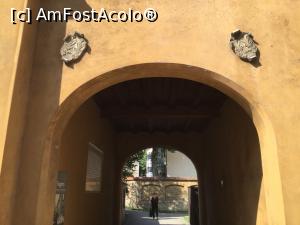 [P19] Fuggerei - si florile de crin » foto by mishu
 - 
<span class="allrVoted glyphicon glyphicon-heart hidden" id="av1189115"></span>
<a class="m-l-10 hidden" id="sv1189115" onclick="voting_Foto_DelVot(,1189115,9315)" role="button">șterge vot <span class="glyphicon glyphicon-remove"></span></a>
<a id="v91189115" class=" c-red"  onclick="voting_Foto_SetVot(1189115)" role="button"><span class="glyphicon glyphicon-heart-empty"></span> <b>LIKE</b> = Votează poza</a> <img class="hidden"  id="f1189115W9" src="/imagini/loader.gif" border="0" /><span class="AjErrMes hidden" id="e1189115ErM"></span>
