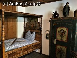[P34] Fuggerei - interior casa veche, mobilier deosebit » foto by mishu
 - 
<span class="allrVoted glyphicon glyphicon-heart hidden" id="av1189130"></span>
<a class="m-l-10 hidden" id="sv1189130" onclick="voting_Foto_DelVot(,1189130,9315)" role="button">șterge vot <span class="glyphicon glyphicon-remove"></span></a>
<a id="v91189130" class=" c-red"  onclick="voting_Foto_SetVot(1189130)" role="button"><span class="glyphicon glyphicon-heart-empty"></span> <b>LIKE</b> = Votează poza</a> <img class="hidden"  id="f1189130W9" src="/imagini/loader.gif" border="0" /><span class="AjErrMes hidden" id="e1189130ErM"></span>