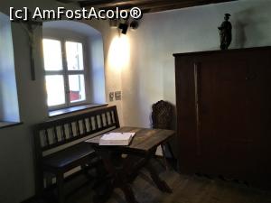 [P36] Fuggerei - interior casa veche, camera de zi » foto by mishu
 - 
<span class="allrVoted glyphicon glyphicon-heart hidden" id="av1189132"></span>
<a class="m-l-10 hidden" id="sv1189132" onclick="voting_Foto_DelVot(,1189132,9315)" role="button">șterge vot <span class="glyphicon glyphicon-remove"></span></a>
<a id="v91189132" class=" c-red"  onclick="voting_Foto_SetVot(1189132)" role="button"><span class="glyphicon glyphicon-heart-empty"></span> <b>LIKE</b> = Votează poza</a> <img class="hidden"  id="f1189132W9" src="/imagini/loader.gif" border="0" /><span class="AjErrMes hidden" id="e1189132ErM"></span>
