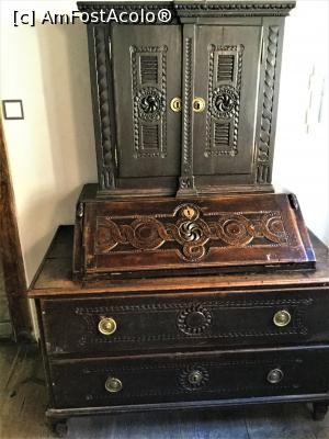 [P39] Fuggerei - interior casa veche, camera de zi, mobilier » foto by mishu
 - 
<span class="allrVoted glyphicon glyphicon-heart hidden" id="av1189135"></span>
<a class="m-l-10 hidden" id="sv1189135" onclick="voting_Foto_DelVot(,1189135,9315)" role="button">șterge vot <span class="glyphicon glyphicon-remove"></span></a>
<a id="v91189135" class=" c-red"  onclick="voting_Foto_SetVot(1189135)" role="button"><span class="glyphicon glyphicon-heart-empty"></span> <b>LIKE</b> = Votează poza</a> <img class="hidden"  id="f1189135W9" src="/imagini/loader.gif" border="0" /><span class="AjErrMes hidden" id="e1189135ErM"></span>