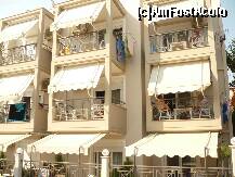 [P23] Hotel George » foto by chrisa
 - 
<span class="allrVoted glyphicon glyphicon-heart hidden" id="av269493"></span>
<a class="m-l-10 hidden" id="sv269493" onclick="voting_Foto_DelVot(,269493,9324)" role="button">șterge vot <span class="glyphicon glyphicon-remove"></span></a>
<a id="v9269493" class=" c-red"  onclick="voting_Foto_SetVot(269493)" role="button"><span class="glyphicon glyphicon-heart-empty"></span> <b>LIKE</b> = Votează poza</a> <img class="hidden"  id="f269493W9" src="/imagini/loader.gif" border="0" /><span class="AjErrMes hidden" id="e269493ErM"></span>