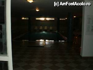 [P03] piscina interioara » foto by andreea suhara
 - 
<span class="allrVoted glyphicon glyphicon-heart hidden" id="av472322"></span>
<a class="m-l-10 hidden" id="sv472322" onclick="voting_Foto_DelVot(,472322,9345)" role="button">șterge vot <span class="glyphicon glyphicon-remove"></span></a>
<a id="v9472322" class=" c-red"  onclick="voting_Foto_SetVot(472322)" role="button"><span class="glyphicon glyphicon-heart-empty"></span> <b>LIKE</b> = Votează poza</a> <img class="hidden"  id="f472322W9" src="/imagini/loader.gif" border="0" /><span class="AjErrMes hidden" id="e472322ErM"></span>