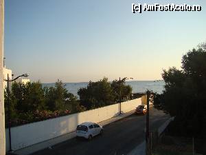 [P01] Vedere din balcon spre mare » foto by crisbl123*
 - 
<span class="allrVoted glyphicon glyphicon-heart hidden" id="av356319"></span>
<a class="m-l-10 hidden" id="sv356319" onclick="voting_Foto_DelVot(,356319,9348)" role="button">șterge vot <span class="glyphicon glyphicon-remove"></span></a>
<a id="v9356319" class=" c-red"  onclick="voting_Foto_SetVot(356319)" role="button"><span class="glyphicon glyphicon-heart-empty"></span> <b>LIKE</b> = Votează poza</a> <img class="hidden"  id="f356319W9" src="/imagini/loader.gif" border="0" /><span class="AjErrMes hidden" id="e356319ErM"></span>
