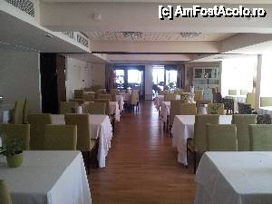 [P09] Restaurantul a la carte!  » foto by popescuionut
 - 
<span class="allrVoted glyphicon glyphicon-heart hidden" id="av446233"></span>
<a class="m-l-10 hidden" id="sv446233" onclick="voting_Foto_DelVot(,446233,9348)" role="button">șterge vot <span class="glyphicon glyphicon-remove"></span></a>
<a id="v9446233" class=" c-red"  onclick="voting_Foto_SetVot(446233)" role="button"><span class="glyphicon glyphicon-heart-empty"></span> <b>LIKE</b> = Votează poza</a> <img class="hidden"  id="f446233W9" src="/imagini/loader.gif" border="0" /><span class="AjErrMes hidden" id="e446233ErM"></span>