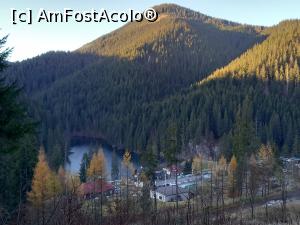 [P27] Coborâm spre Lacul Roșu » foto by Mika
 - 
<span class="allrVoted glyphicon glyphicon-heart hidden" id="av1339821"></span>
<a class="m-l-10 hidden" id="sv1339821" onclick="voting_Foto_DelVot(,1339821,9349)" role="button">șterge vot <span class="glyphicon glyphicon-remove"></span></a>
<a id="v91339821" class=" c-red"  onclick="voting_Foto_SetVot(1339821)" role="button"><span class="glyphicon glyphicon-heart-empty"></span> <b>LIKE</b> = Votează poza</a> <img class="hidden"  id="f1339821W9" src="/imagini/loader.gif" border="0" /><span class="AjErrMes hidden" id="e1339821ErM"></span>