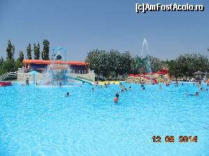 [P06] partea dreapta a piscinei de copii » foto by Denisa13
 - 
<span class="allrVoted glyphicon glyphicon-heart hidden" id="av597041"></span>
<a class="m-l-10 hidden" id="sv597041" onclick="voting_Foto_DelVot(,597041,9369)" role="button">șterge vot <span class="glyphicon glyphicon-remove"></span></a>
<a id="v9597041" class=" c-red"  onclick="voting_Foto_SetVot(597041)" role="button"><span class="glyphicon glyphicon-heart-empty"></span> <b>LIKE</b> = Votează poza</a> <img class="hidden"  id="f597041W9" src="/imagini/loader.gif" border="0" /><span class="AjErrMes hidden" id="e597041ErM"></span>
