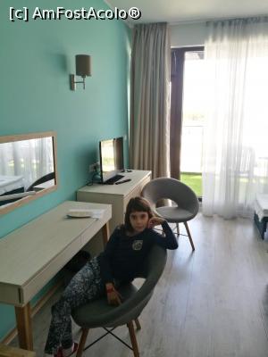 [P01] Antonia la terminarea inspectiei camerei » foto by Nepereche
 - 
<span class="allrVoted glyphicon glyphicon-heart hidden" id="av1010180"></span>
<a class="m-l-10 hidden" id="sv1010180" onclick="voting_Foto_DelVot(,1010180,9375)" role="button">șterge vot <span class="glyphicon glyphicon-remove"></span></a>
<a id="v91010180" class=" c-red"  onclick="voting_Foto_SetVot(1010180)" role="button"><span class="glyphicon glyphicon-heart-empty"></span> <b>LIKE</b> = Votează poza</a> <img class="hidden"  id="f1010180W9" src="/imagini/loader.gif" border="0" /><span class="AjErrMes hidden" id="e1010180ErM"></span>