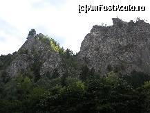 [P11] zona pestera muierilor » foto by andr2eea
 - 
<span class="allrVoted glyphicon glyphicon-heart hidden" id="av450353"></span>
<a class="m-l-10 hidden" id="sv450353" onclick="voting_Foto_DelVot(,450353,9382)" role="button">șterge vot <span class="glyphicon glyphicon-remove"></span></a>
<a id="v9450353" class=" c-red"  onclick="voting_Foto_SetVot(450353)" role="button"><span class="glyphicon glyphicon-heart-empty"></span> <b>LIKE</b> = Votează poza</a> <img class="hidden"  id="f450353W9" src="/imagini/loader.gif" border="0" /><span class="AjErrMes hidden" id="e450353ErM"></span>