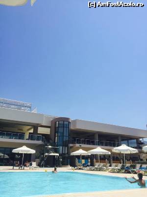 [P12] piscina principala » foto by lazgab
 - 
<span class="allrVoted glyphicon glyphicon-heart hidden" id="av643761"></span>
<a class="m-l-10 hidden" id="sv643761" onclick="voting_Foto_DelVot(,643761,9399)" role="button">șterge vot <span class="glyphicon glyphicon-remove"></span></a>
<a id="v9643761" class=" c-red"  onclick="voting_Foto_SetVot(643761)" role="button"><span class="glyphicon glyphicon-heart-empty"></span> <b>LIKE</b> = Votează poza</a> <img class="hidden"  id="f643761W9" src="/imagini/loader.gif" border="0" /><span class="AjErrMes hidden" id="e643761ErM"></span>