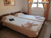 [P01] dormitorul apartamentului - fereastra avea plasa de tantari si rulouri » foto by Anturium
 - 
<span class="allrVoted glyphicon glyphicon-heart hidden" id="av335376"></span>
<a class="m-l-10 hidden" id="sv335376" onclick="voting_Foto_DelVot(,335376,9421)" role="button">șterge vot <span class="glyphicon glyphicon-remove"></span></a>
<a id="v9335376" class=" c-red"  onclick="voting_Foto_SetVot(335376)" role="button"><span class="glyphicon glyphicon-heart-empty"></span> <b>LIKE</b> = Votează poza</a> <img class="hidden"  id="f335376W9" src="/imagini/loader.gif" border="0" /><span class="AjErrMes hidden" id="e335376ErM"></span>