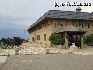 [P12] Restaurantul El Navarro unde am mancat foarte bine si am avut surpiza sa constatam ca majoritatea personalului este roman » foto by albena
 - 
<span class="allrVoted glyphicon glyphicon-heart hidden" id="av463079"></span>
<a class="m-l-10 hidden" id="sv463079" onclick="voting_Foto_DelVot(,463079,9427)" role="button">șterge vot <span class="glyphicon glyphicon-remove"></span></a>
<a id="v9463079" class=" c-red"  onclick="voting_Foto_SetVot(463079)" role="button"><span class="glyphicon glyphicon-heart-empty"></span> <b>LIKE</b> = Votează poza</a> <img class="hidden"  id="f463079W9" src="/imagini/loader.gif" border="0" /><span class="AjErrMes hidden" id="e463079ErM"></span>