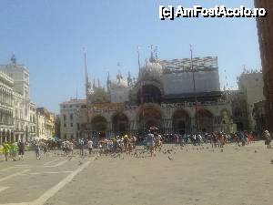 [P03] Bazilica San Marco » foto by albena
 - 
<span class="allrVoted glyphicon glyphicon-heart hidden" id="av463067"></span>
<a class="m-l-10 hidden" id="sv463067" onclick="voting_Foto_DelVot(,463067,9427)" role="button">șterge vot <span class="glyphicon glyphicon-remove"></span></a>
<a id="v9463067" class=" c-red"  onclick="voting_Foto_SetVot(463067)" role="button"><span class="glyphicon glyphicon-heart-empty"></span> <b>LIKE</b> = Votează poza</a> <img class="hidden"  id="f463067W9" src="/imagini/loader.gif" border="0" /><span class="AjErrMes hidden" id="e463067ErM"></span>