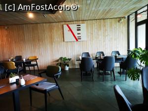 [P11] Imagine din restaurant » foto by crismis
 - 
<span class="allrVoted glyphicon glyphicon-heart hidden" id="av1214243"></span>
<a class="m-l-10 hidden" id="sv1214243" onclick="voting_Foto_DelVot(,1214243,9447)" role="button">șterge vot <span class="glyphicon glyphicon-remove"></span></a>
<a id="v91214243" class=" c-red"  onclick="voting_Foto_SetVot(1214243)" role="button"><span class="glyphicon glyphicon-heart-empty"></span> <b>LIKE</b> = Votează poza</a> <img class="hidden"  id="f1214243W9" src="/imagini/loader.gif" border="0" /><span class="AjErrMes hidden" id="e1214243ErM"></span>