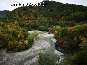[P02] Râul Doftana văzut de pe drumul forestier spre Atra » foto by crismis
 - 
<span class="allrVoted glyphicon glyphicon-heart hidden" id="av1214234"></span>
<a class="m-l-10 hidden" id="sv1214234" onclick="voting_Foto_DelVot(,1214234,9447)" role="button">șterge vot <span class="glyphicon glyphicon-remove"></span></a>
<a id="v91214234" class=" c-red"  onclick="voting_Foto_SetVot(1214234)" role="button"><span class="glyphicon glyphicon-heart-empty"></span> <b>LIKE</b> = Votează poza</a> <img class="hidden"  id="f1214234W9" src="/imagini/loader.gif" border="0" /><span class="AjErrMes hidden" id="e1214234ErM"></span>