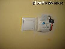 [P22] Main switch pentru alimentarea cu energie electrica doar cand cartela era infipta acolo » foto by ionescunic
 - 
<span class="allrVoted glyphicon glyphicon-heart hidden" id="av225855"></span>
<a class="m-l-10 hidden" id="sv225855" onclick="voting_Foto_DelVot(,225855,9448)" role="button">șterge vot <span class="glyphicon glyphicon-remove"></span></a>
<a id="v9225855" class=" c-red"  onclick="voting_Foto_SetVot(225855)" role="button"><span class="glyphicon glyphicon-heart-empty"></span> <b>LIKE</b> = Votează poza</a> <img class="hidden"  id="f225855W9" src="/imagini/loader.gif" border="0" /><span class="AjErrMes hidden" id="e225855ErM"></span>