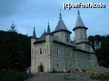 [P09] Biserica Mănăstirii Nechit. Contraforturile am înţeles că reprezintă nu ştiu ce particularitate. » foto by Qvadratvus
 - 
<span class="allrVoted glyphicon glyphicon-heart hidden" id="av209584"></span>
<a class="m-l-10 hidden" id="sv209584" onclick="voting_Foto_DelVot(,209584,9454)" role="button">șterge vot <span class="glyphicon glyphicon-remove"></span></a>
<a id="v9209584" class=" c-red"  onclick="voting_Foto_SetVot(209584)" role="button"><span class="glyphicon glyphicon-heart-empty"></span> <b>LIKE</b> = Votează poza</a> <img class="hidden"  id="f209584W9" src="/imagini/loader.gif" border="0" /><span class="AjErrMes hidden" id="e209584ErM"></span>