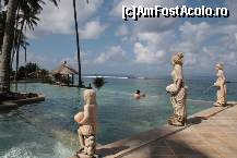 [P02] singura in piscina cu o vedere panoramica fermecatoare peste mare » foto by Pami*
 - 
<span class="allrVoted glyphicon glyphicon-heart hidden" id="av226492"></span>
<a class="m-l-10 hidden" id="sv226492" onclick="voting_Foto_DelVot(,226492,9472)" role="button">șterge vot <span class="glyphicon glyphicon-remove"></span></a>
<a id="v9226492" class=" c-red"  onclick="voting_Foto_SetVot(226492)" role="button"><span class="glyphicon glyphicon-heart-empty"></span> <b>LIKE</b> = Votează poza</a> <img class="hidden"  id="f226492W9" src="/imagini/loader.gif" border="0" /><span class="AjErrMes hidden" id="e226492ErM"></span>