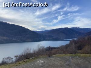 [P08] Lacul Siriu - vedere de la Popasul Siriu » foto by nicole33
 - 
<span class="allrVoted glyphicon glyphicon-heart hidden" id="av1341865"></span>
<a class="m-l-10 hidden" id="sv1341865" onclick="voting_Foto_DelVot(,1341865,9473)" role="button">șterge vot <span class="glyphicon glyphicon-remove"></span></a>
<a id="v91341865" class=" c-red"  onclick="voting_Foto_SetVot(1341865)" role="button"><span class="glyphicon glyphicon-heart-empty"></span> <b>LIKE</b> = Votează poza</a> <img class="hidden"  id="f1341865W9" src="/imagini/loader.gif" border="0" /><span class="AjErrMes hidden" id="e1341865ErM"></span>