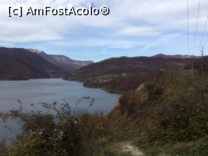 [P17] Barajul si Lacul Siriu - frumusetea toamnei » foto by mishu
 - 
<span class="allrVoted glyphicon glyphicon-heart hidden" id="av1335891"></span>
<a class="m-l-10 hidden" id="sv1335891" onclick="voting_Foto_DelVot(,1335891,9473)" role="button">șterge vot <span class="glyphicon glyphicon-remove"></span></a>
<a id="v91335891" class=" c-red"  onclick="voting_Foto_SetVot(1335891)" role="button"><span class="glyphicon glyphicon-heart-empty"></span> <b>LIKE</b> = Votează poza</a> <img class="hidden"  id="f1335891W9" src="/imagini/loader.gif" border="0" /><span class="AjErrMes hidden" id="e1335891ErM"></span>