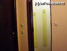 [P24] Camera hotel - dressing » foto by Tzutzuricu40
 - 
<span class="allrVoted glyphicon glyphicon-heart hidden" id="av244141"></span>
<a class="m-l-10 hidden" id="sv244141" onclick="voting_Foto_DelVot(,244141,9491)" role="button">șterge vot <span class="glyphicon glyphicon-remove"></span></a>
<a id="v9244141" class=" c-red"  onclick="voting_Foto_SetVot(244141)" role="button"><span class="glyphicon glyphicon-heart-empty"></span> <b>LIKE</b> = Votează poza</a> <img class="hidden"  id="f244141W9" src="/imagini/loader.gif" border="0" /><span class="AjErrMes hidden" id="e244141ErM"></span>
