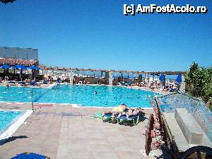[P13] piscina de sus » foto by loreley
 - 
<span class="allrVoted glyphicon glyphicon-heart hidden" id="av443099"></span>
<a class="m-l-10 hidden" id="sv443099" onclick="voting_Foto_DelVot(,443099,9512)" role="button">șterge vot <span class="glyphicon glyphicon-remove"></span></a>
<a id="v9443099" class=" c-red"  onclick="voting_Foto_SetVot(443099)" role="button"><span class="glyphicon glyphicon-heart-empty"></span> <b>LIKE</b> = Votează poza</a> <img class="hidden"  id="f443099W9" src="/imagini/loader.gif" border="0" /><span class="AjErrMes hidden" id="e443099ErM"></span>