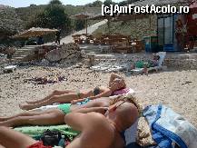 [P05] Plaja din extremitatea nord-estică a stațiunii Rusalka. In plan indepărtat se văd 2 turisti + instructor care se echipează pt. scuba diving » foto by ebirsan
 - 
<span class="allrVoted glyphicon glyphicon-heart hidden" id="av491990"></span>
<a class="m-l-10 hidden" id="sv491990" onclick="voting_Foto_DelVot(,491990,9535)" role="button">șterge vot <span class="glyphicon glyphicon-remove"></span></a>
<a id="v9491990" class=" c-red"  onclick="voting_Foto_SetVot(491990)" role="button"><span class="glyphicon glyphicon-heart-empty"></span> <b>LIKE</b> = Votează poza</a> <img class="hidden"  id="f491990W9" src="/imagini/loader.gif" border="0" /><span class="AjErrMes hidden" id="e491990ErM"></span>