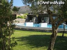 [P06] camere cu piscine » foto by cristian pinte
 - 
<span class="allrVoted glyphicon glyphicon-heart hidden" id="av334986"></span>
<a class="m-l-10 hidden" id="sv334986" onclick="voting_Foto_DelVot(,334986,9539)" role="button">șterge vot <span class="glyphicon glyphicon-remove"></span></a>
<a id="v9334986" class=" c-red"  onclick="voting_Foto_SetVot(334986)" role="button"><span class="glyphicon glyphicon-heart-empty"></span> <b>LIKE</b> = Votează poza</a> <img class="hidden"  id="f334986W9" src="/imagini/loader.gif" border="0" /><span class="AjErrMes hidden" id="e334986ErM"></span>