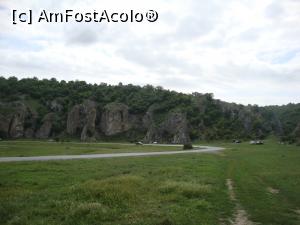 [P03] Cheile Dobrogei - oamenii veniseră la picnic în această zonă.  » foto by Floryn81
 - 
<span class="allrVoted glyphicon glyphicon-heart hidden" id="av1004778"></span>
<a class="m-l-10 hidden" id="sv1004778" onclick="voting_Foto_DelVot(,1004778,9542)" role="button">șterge vot <span class="glyphicon glyphicon-remove"></span></a>
<a id="v91004778" class=" c-red"  onclick="voting_Foto_SetVot(1004778)" role="button"><span class="glyphicon glyphicon-heart-empty"></span> <b>LIKE</b> = Votează poza</a> <img class="hidden"  id="f1004778W9" src="/imagini/loader.gif" border="0" /><span class="AjErrMes hidden" id="e1004778ErM"></span>