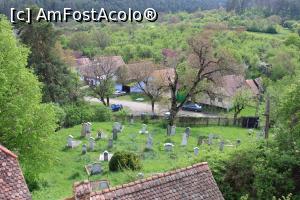 [P31] Viscri, Satul și vechiul cimitir văzute din podul Muzeului Etnografic » foto by mprofeanu
 - 
<span class="allrVoted glyphicon glyphicon-heart hidden" id="av1176310"></span>
<a class="m-l-10 hidden" id="sv1176310" onclick="voting_Foto_DelVot(,1176310,9553)" role="button">șterge vot <span class="glyphicon glyphicon-remove"></span></a>
<a id="v91176310" class=" c-red"  onclick="voting_Foto_SetVot(1176310)" role="button"><span class="glyphicon glyphicon-heart-empty"></span> <b>LIKE</b> = Votează poza</a> <img class="hidden"  id="f1176310W9" src="/imagini/loader.gif" border="0" /><span class="AjErrMes hidden" id="e1176310ErM"></span>