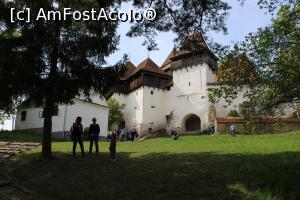 [P05] Viscri, Biserica Evanghelică Fortificată, Poarta de intrare în cetate » foto by mprofeanu
 - 
<span class="allrVoted glyphicon glyphicon-heart hidden" id="av1176282"></span>
<a class="m-l-10 hidden" id="sv1176282" onclick="voting_Foto_DelVot(,1176282,9553)" role="button">șterge vot <span class="glyphicon glyphicon-remove"></span></a>
<a id="v91176282" class=" c-red"  onclick="voting_Foto_SetVot(1176282)" role="button"><span class="glyphicon glyphicon-heart-empty"></span> <b>LIKE</b> = Votează poza</a> <img class="hidden"  id="f1176282W9" src="/imagini/loader.gif" border="0" /><span class="AjErrMes hidden" id="e1176282ErM"></span>