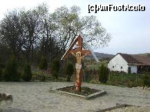 [P03] Manastirea Sf. Gheorghe Bunesti - in amintirea domnului, in curtea manastirii » foto by biancuta
 - 
<span class="allrVoted glyphicon glyphicon-heart hidden" id="av171276"></span>
<a class="m-l-10 hidden" id="sv171276" onclick="voting_Foto_DelVot(,171276,9553)" role="button">șterge vot <span class="glyphicon glyphicon-remove"></span></a>
<a id="v9171276" class=" c-red"  onclick="voting_Foto_SetVot(171276)" role="button"><span class="glyphicon glyphicon-heart-empty"></span> <b>LIKE</b> = Votează poza</a> <img class="hidden"  id="f171276W9" src="/imagini/loader.gif" border="0" /><span class="AjErrMes hidden" id="e171276ErM"></span>