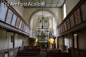 [P04] Interior biserica fortificată Viscri » foto by AZE
 - 
<span class="allrVoted glyphicon glyphicon-heart hidden" id="av1187105"></span>
<a class="m-l-10 hidden" id="sv1187105" onclick="voting_Foto_DelVot(,1187105,9553)" role="button">șterge vot <span class="glyphicon glyphicon-remove"></span></a>
<a id="v91187105" class=" c-red"  onclick="voting_Foto_SetVot(1187105)" role="button"><span class="glyphicon glyphicon-heart-empty"></span> <b>LIKE</b> = Votează poza</a> <img class="hidden"  id="f1187105W9" src="/imagini/loader.gif" border="0" /><span class="AjErrMes hidden" id="e1187105ErM"></span>