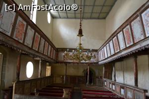 [P05] Interior biserică » foto by AZE
 - 
<span class="allrVoted glyphicon glyphicon-heart hidden" id="av1187106"></span>
<a class="m-l-10 hidden" id="sv1187106" onclick="voting_Foto_DelVot(,1187106,9553)" role="button">șterge vot <span class="glyphicon glyphicon-remove"></span></a>
<a id="v91187106" class=" c-red"  onclick="voting_Foto_SetVot(1187106)" role="button"><span class="glyphicon glyphicon-heart-empty"></span> <b>LIKE</b> = Votează poza</a> <img class="hidden"  id="f1187106W9" src="/imagini/loader.gif" border="0" /><span class="AjErrMes hidden" id="e1187106ErM"></span>