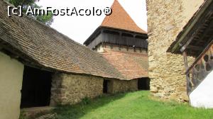 [P64] Biserica Fortificată Viscri » foto by crismis
 - 
<span class="allrVoted glyphicon glyphicon-heart hidden" id="av736497"></span>
<a class="m-l-10 hidden" id="sv736497" onclick="voting_Foto_DelVot(,736497,9553)" role="button">șterge vot <span class="glyphicon glyphicon-remove"></span></a>
<a id="v9736497" class=" c-red"  onclick="voting_Foto_SetVot(736497)" role="button"><span class="glyphicon glyphicon-heart-empty"></span> <b>LIKE</b> = Votează poza</a> <img class="hidden"  id="f736497W9" src="/imagini/loader.gif" border="0" /><span class="AjErrMes hidden" id="e736497ErM"></span>