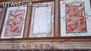 [P11] și foarte vechi...  » foto by Cdia
 - 
<span class="allrVoted glyphicon glyphicon-heart hidden" id="av894667"></span>
<a class="m-l-10 hidden" id="sv894667" onclick="voting_Foto_DelVot(,894667,9553)" role="button">șterge vot <span class="glyphicon glyphicon-remove"></span></a>
<a id="v9894667" class=" c-red"  onclick="voting_Foto_SetVot(894667)" role="button"><span class="glyphicon glyphicon-heart-empty"></span> <b>LIKE</b> = Votează poza</a> <img class="hidden"  id="f894667W9" src="/imagini/loader.gif" border="0" /><span class="AjErrMes hidden" id="e894667ErM"></span>