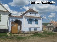 [P12] O casa renovata in bleu si alb, se confunda cu cerul » foto by dorgo
 - 
<span class="allrVoted glyphicon glyphicon-heart hidden" id="av201490"></span>
<a class="m-l-10 hidden" id="sv201490" onclick="voting_Foto_DelVot(,201490,9553)" role="button">șterge vot <span class="glyphicon glyphicon-remove"></span></a>
<a id="v9201490" class=" c-red"  onclick="voting_Foto_SetVot(201490)" role="button"><span class="glyphicon glyphicon-heart-empty"></span> <b>LIKE</b> = Votează poza</a> <img class="hidden"  id="f201490W9" src="/imagini/loader.gif" border="0" /><span class="AjErrMes hidden" id="e201490ErM"></span>