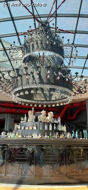 [P12] Lobby barul . » foto by moraru marian
 - 
<span class="allrVoted glyphicon glyphicon-heart hidden" id="av1182487"></span>
<a class="m-l-10 hidden" id="sv1182487" onclick="voting_Foto_DelVot(,1182487,9610)" role="button">șterge vot <span class="glyphicon glyphicon-remove"></span></a>
<a id="v91182487" class=" c-red"  onclick="voting_Foto_SetVot(1182487)" role="button"><span class="glyphicon glyphicon-heart-empty"></span> <b>LIKE</b> = Votează poza</a> <img class="hidden"  id="f1182487W9" src="/imagini/loader.gif" border="0" /><span class="AjErrMes hidden" id="e1182487ErM"></span>