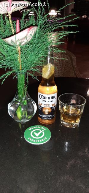 [P15] Masă dezinfectată cu afișul la vedere . » foto by moraru marian
 - 
<span class="allrVoted glyphicon glyphicon-heart hidden" id="av1182490"></span>
<a class="m-l-10 hidden" id="sv1182490" onclick="voting_Foto_DelVot(,1182490,9610)" role="button">șterge vot <span class="glyphicon glyphicon-remove"></span></a>
<a id="v91182490" class=" c-red"  onclick="voting_Foto_SetVot(1182490)" role="button"><span class="glyphicon glyphicon-heart-empty"></span> <b>LIKE</b> = Votează poza</a> <img class="hidden"  id="f1182490W9" src="/imagini/loader.gif" border="0" /><span class="AjErrMes hidden" id="e1182490ErM"></span>