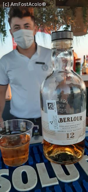 [P17] Ospătar la datorie . » foto by moraru marian
 - 
<span class="allrVoted glyphicon glyphicon-heart hidden" id="av1182492"></span>
<a class="m-l-10 hidden" id="sv1182492" onclick="voting_Foto_DelVot(,1182492,9610)" role="button">șterge vot <span class="glyphicon glyphicon-remove"></span></a>
<a id="v91182492" class=" c-red"  onclick="voting_Foto_SetVot(1182492)" role="button"><span class="glyphicon glyphicon-heart-empty"></span> <b>LIKE</b> = Votează poza</a> <img class="hidden"  id="f1182492W9" src="/imagini/loader.gif" border="0" /><span class="AjErrMes hidden" id="e1182492ErM"></span>