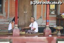 [P14] la vorba cu Ketut - este cu adevarat aceeasi persoana care a jucat alaturi de Julia Roberts in filmul- 'Eat, pray, love' » foto by Pami*
 - 
<span class="allrVoted glyphicon glyphicon-heart hidden" id="av232879"></span>
<a class="m-l-10 hidden" id="sv232879" onclick="voting_Foto_DelVot(,232879,9617)" role="button">șterge vot <span class="glyphicon glyphicon-remove"></span></a>
<a id="v9232879" class=" c-red"  onclick="voting_Foto_SetVot(232879)" role="button"><span class="glyphicon glyphicon-heart-empty"></span> <b>LIKE</b> = Votează poza</a> <img class="hidden"  id="f232879W9" src="/imagini/loader.gif" border="0" /><span class="AjErrMes hidden" id="e232879ErM"></span>