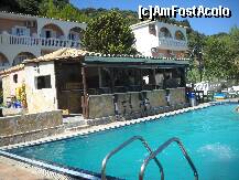 [P03] Piscina si barul » foto by flori_floricika
 - 
<span class="allrVoted glyphicon glyphicon-heart hidden" id="av233752"></span>
<a class="m-l-10 hidden" id="sv233752" onclick="voting_Foto_DelVot(,233752,9629)" role="button">șterge vot <span class="glyphicon glyphicon-remove"></span></a>
<a id="v9233752" class=" c-red"  onclick="voting_Foto_SetVot(233752)" role="button"><span class="glyphicon glyphicon-heart-empty"></span> <b>LIKE</b> = Votează poza</a> <img class="hidden"  id="f233752W9" src="/imagini/loader.gif" border="0" /><span class="AjErrMes hidden" id="e233752ErM"></span>
