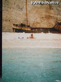 [P08] Poate cea mai deosebita plaja din Grecia - Navagio » foto by Cristian_h
 - 
<span class="allrVoted glyphicon glyphicon-heart hidden" id="av32269"></span>
<a class="m-l-10 hidden" id="sv32269" onclick="voting_Foto_DelVot(,32269,9636)" role="button">șterge vot <span class="glyphicon glyphicon-remove"></span></a>
<a id="v932269" class=" c-red"  onclick="voting_Foto_SetVot(32269)" role="button"><span class="glyphicon glyphicon-heart-empty"></span> <b>LIKE</b> = Votează poza</a> <img class="hidden"  id="f32269W9" src="/imagini/loader.gif" border="0" /><span class="AjErrMes hidden" id="e32269ErM"></span>