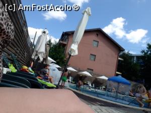 [P05] Detaliu piscina copiilor cu umbreluta tasnitoare.  » foto by raluca banu
 - 
<span class="allrVoted glyphicon glyphicon-heart hidden" id="av1086007"></span>
<a class="m-l-10 hidden" id="sv1086007" onclick="voting_Foto_DelVot(,1086007,9637)" role="button">șterge vot <span class="glyphicon glyphicon-remove"></span></a>
<a id="v91086007" class=" c-red"  onclick="voting_Foto_SetVot(1086007)" role="button"><span class="glyphicon glyphicon-heart-empty"></span> <b>LIKE</b> = Votează poza</a> <img class="hidden"  id="f1086007W9" src="/imagini/loader.gif" border="0" /><span class="AjErrMes hidden" id="e1086007ErM"></span>